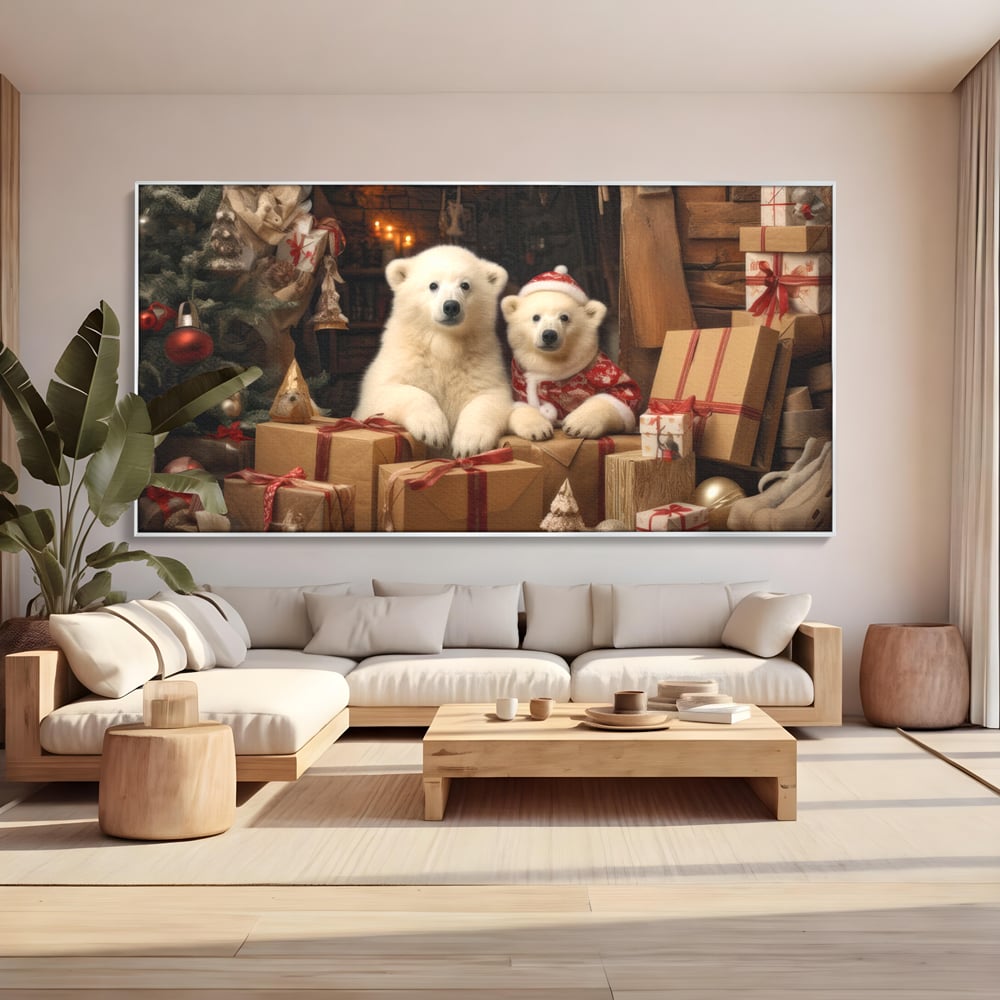 Tablou canvas cu doi ursuleti polari printre cadouri de craciun, in rama de aluminiu argintiu, pe perete intr-un living